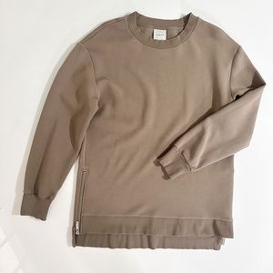 Varley Charter Sweatshirt w/ Zipper detail - Size Medium